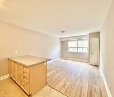 For Lease - 100 Twenty Fifth Street Unit# 4, Toronto, Ontario - Photo 4
