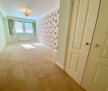 Keverstone Court, Manor Road, Bournemouth, BH1 - Photo 4