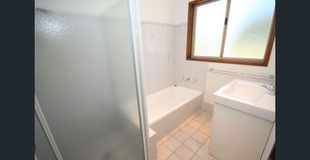 11 Lockett Place - Photo 2