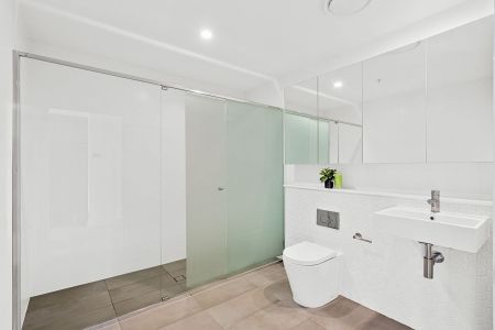 708/15 Railway Parade - Photo 4