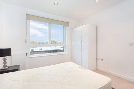 Britannia Building, 24 Prospect Row, E15 1FX - Photo 5