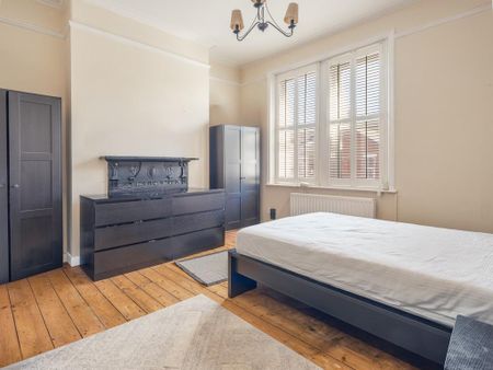 3 bedroom maisonette to rent - Photo 2