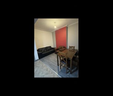 Room in a Shared House, Pendennis St, L6 - Photo 6