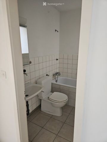 Helle 1.5-Zimmer-Dachwohnung in Brugg - Foto 4