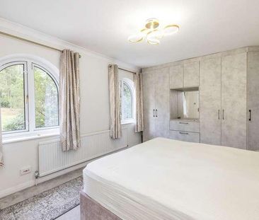 Woodlands Cottage, Sandy Lane, Northwood, Hertfordshire, HA6 - Photo 5