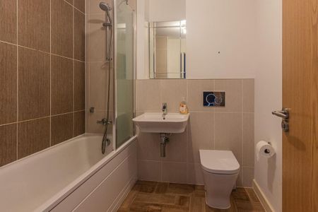 3 bedroom terraced house to rent - Photo 4