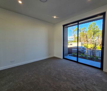 Brand New Contemporary Townhouse in the Heart of Oran Park - Photo 1