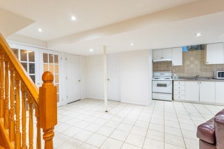 For Lease - 65 Jordanray Boulevard Unit# Basement, Newmarket, Ontario - Photo 4