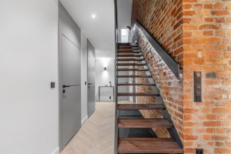 Niepowtarzalny Apartament z poddaszem na Starówce - Zdjęcie 5