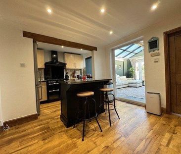 2 bedroom semi-detached house to rent - Photo 3