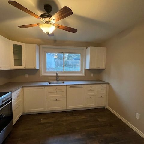 For Lease - 329 Thompson Road, London South, Ontario - Photo 1