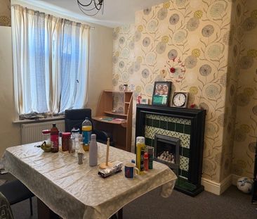 Windsor Street - Photo 2