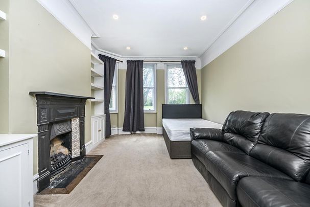 3 bedroom apartment to rent - Photo 1