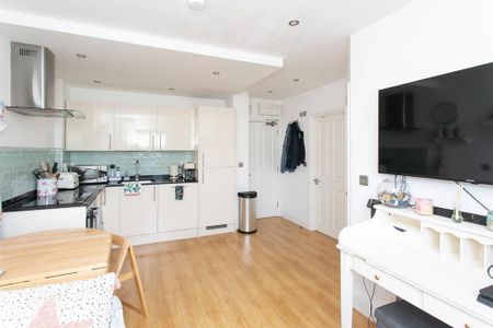 1 bedroom flat to rent - Photo 3