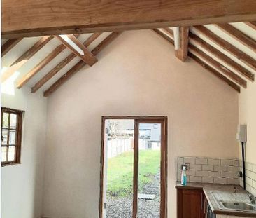 2 bedroom terraced house to rent - Photo 4