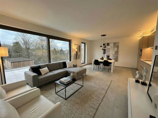 Appartement met twee slaapkamers, parking en berging - Photo 1