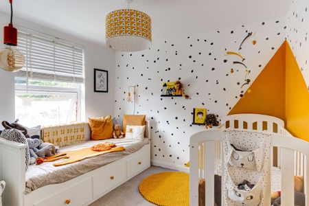 3 bedroom semi-detached house to rent - Photo 5
