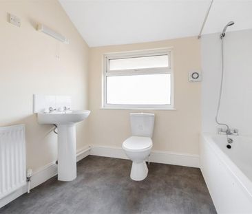 Catford Broadway, London, , SE6 4SN - Photo 5