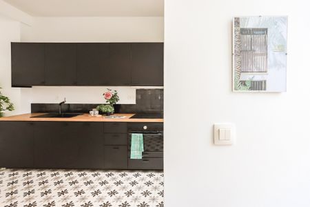 Gerenoveerde twee slaapkamer woning op top locatie - Foto 5