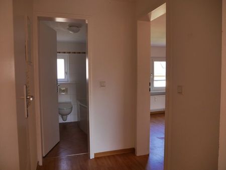 ﻿Schöne 3-Zimmer-Wohnung mit Tageslichtbad im Limes-Quartier zu vermieten - Foto 2