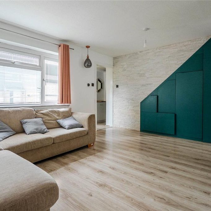 4 bedroom terraced house to rent - Photo 1