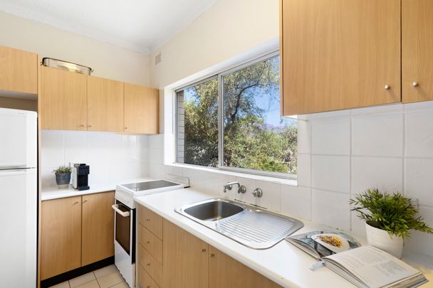 Tranquil Living within Footsteps to Darling Street - Photo 1