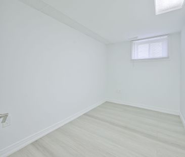 For Lease - 20 East Drive, Toronto, Ontario - Photo 4