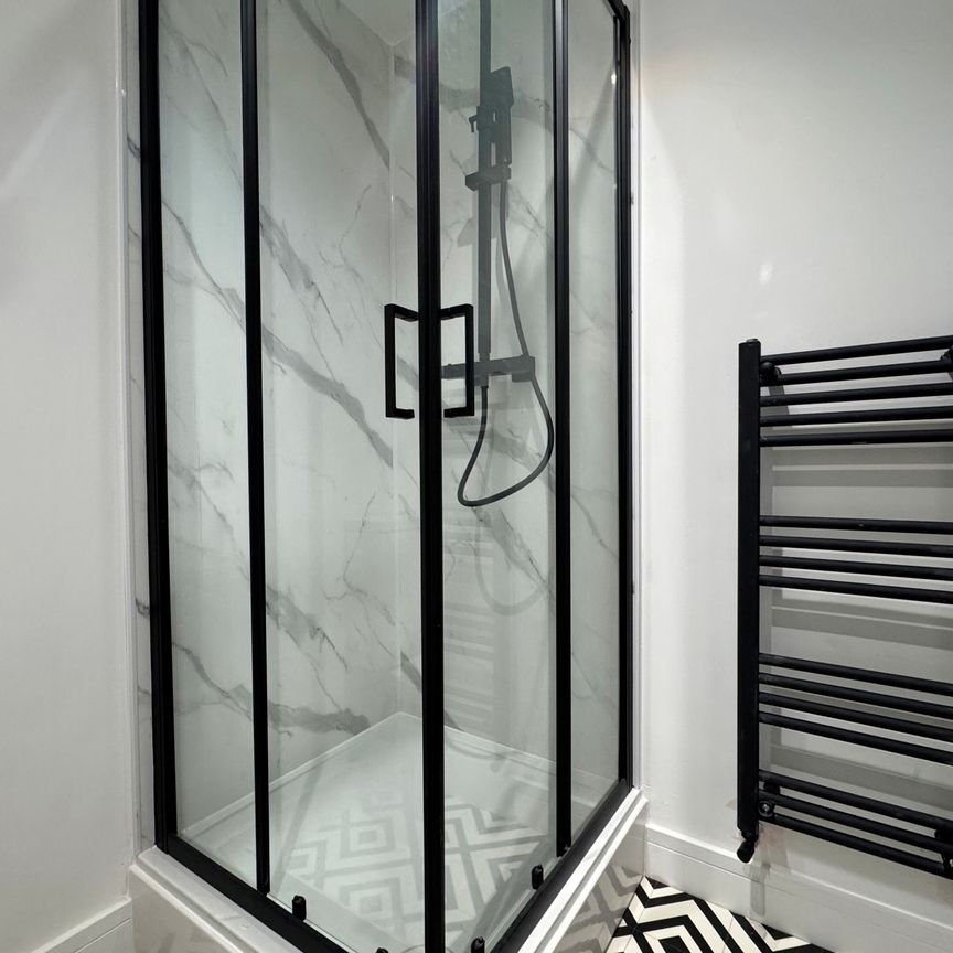 Room 1, Angerstein Road, Portsmouth - Photo 1