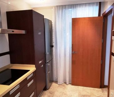 Luxury Semidetached House for rent in Benahavís, Spain - Photo 2