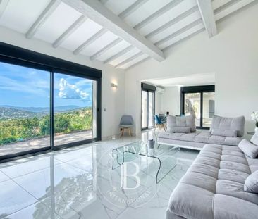 LOCATION SAISONNIÈRE - SAINTE-MAXIME - VILLA MODERNE VUE GOLF - 4 C... - Photo 2