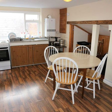 Ethelbert Road, Canterbury - Photo 3