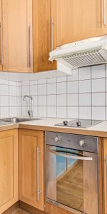 Warbeck Road, Shepherds Bush, W12, London - Photo 3