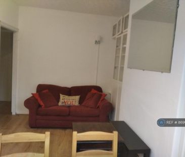 3 bedroom flat to rent - Photo 1