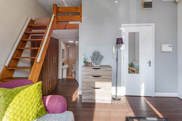 1 bedroom flat to rent - Photo 1