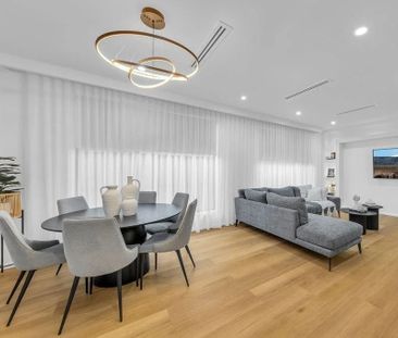 Stunning and Modern 4-Bedroom Home! - Photo 2