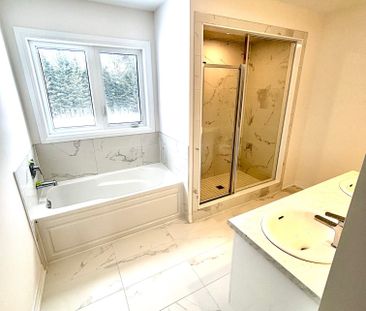 For Lease - 3028 Sandy Acres Avenue, Severn, Ontario - Photo 1