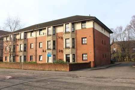 2 bedroom ground floor flat to rent - Photo 2