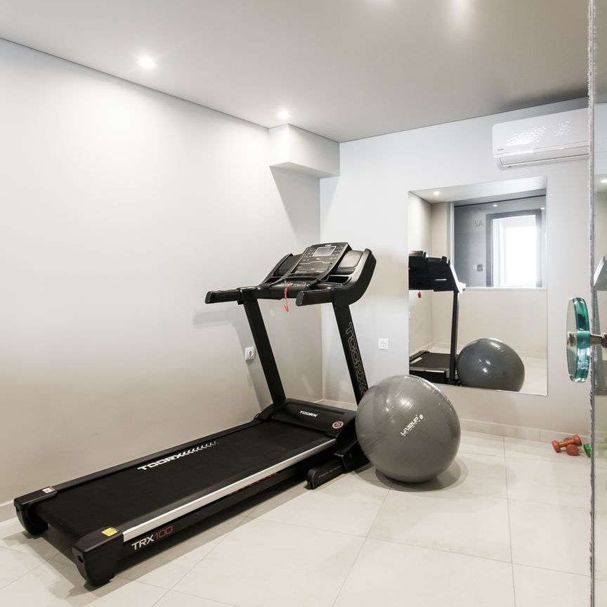Elite 2BR Apartment at WYZ Athens - Φωτογραφία 1