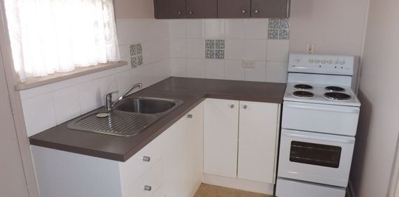 1 Bed Wonders! - Photo 2