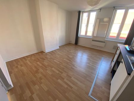 Location Appartement 2 pièces 39m² LILLE 59000 - Photo 2