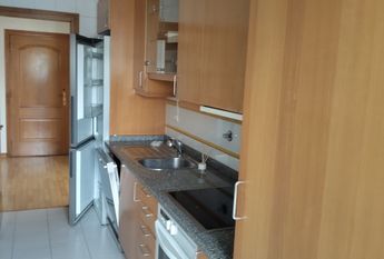 Apartamento T1 para Arrendamento no Porto com Garagem e Arrumos