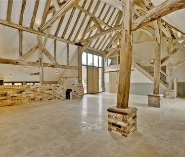 An exceptional barn conversion, combining character and contemporar... - Photo 6