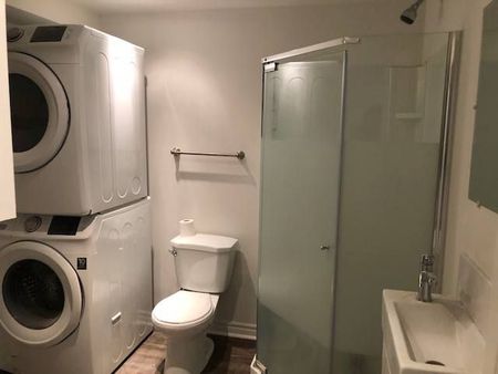 For Lease - 130 Ashdale Avenue Unit# Basement Furnished, Toronto, Ontario - Photo 3