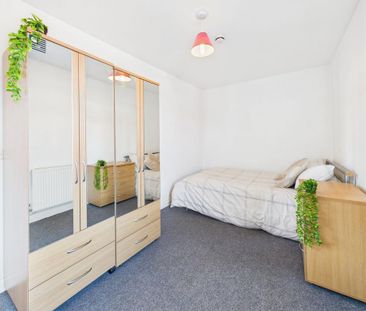 5 bedroom house to rent - Photo 4