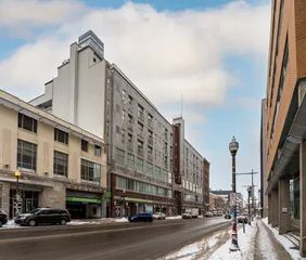1 room apartment of 49m² in Quebec - Photo 1