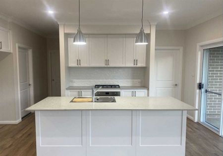 CALALA - Four Bedroom Hamptons Style Home - Photo 3