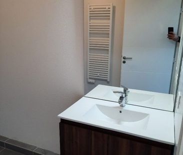 T3 AVEC BALCON ET PARKING EXTERIEUR - Photo 5