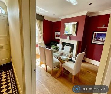 3 bedroom terraced house to rent - Photo 2