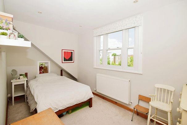 3 bedroom terraced house to rent - Photo 1