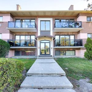 Whitehall Apartments - Photo 2